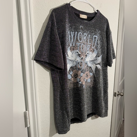 Altar'd State Shimmer Glitter World Tour 1987 Oversized Tee Womens Size Small - Picture 3 of 9